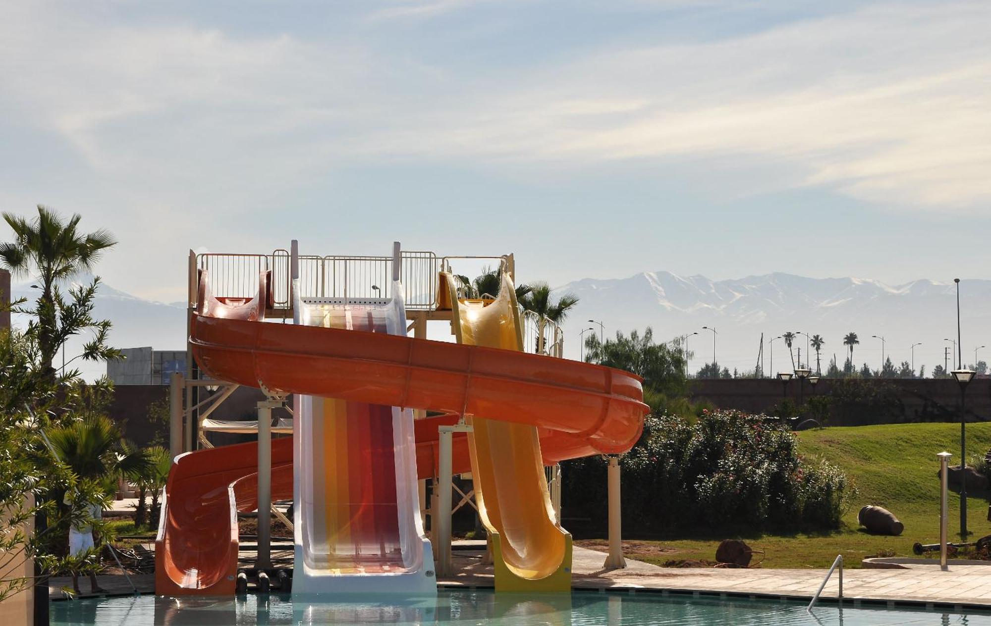 ケンジ クラブ アグダル メディナ オール インクルーシブ Lahebichate エクステリア 写真 The water park at the hotel